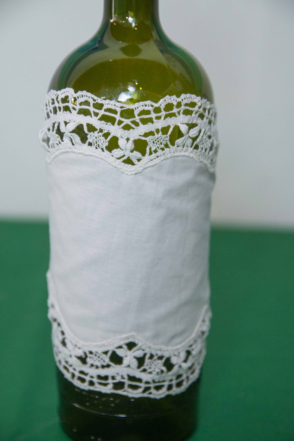 Pano de vinho tecido e renda de bilro