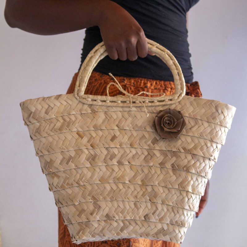 Bolsa de palha de Ouricuri com alça traçada